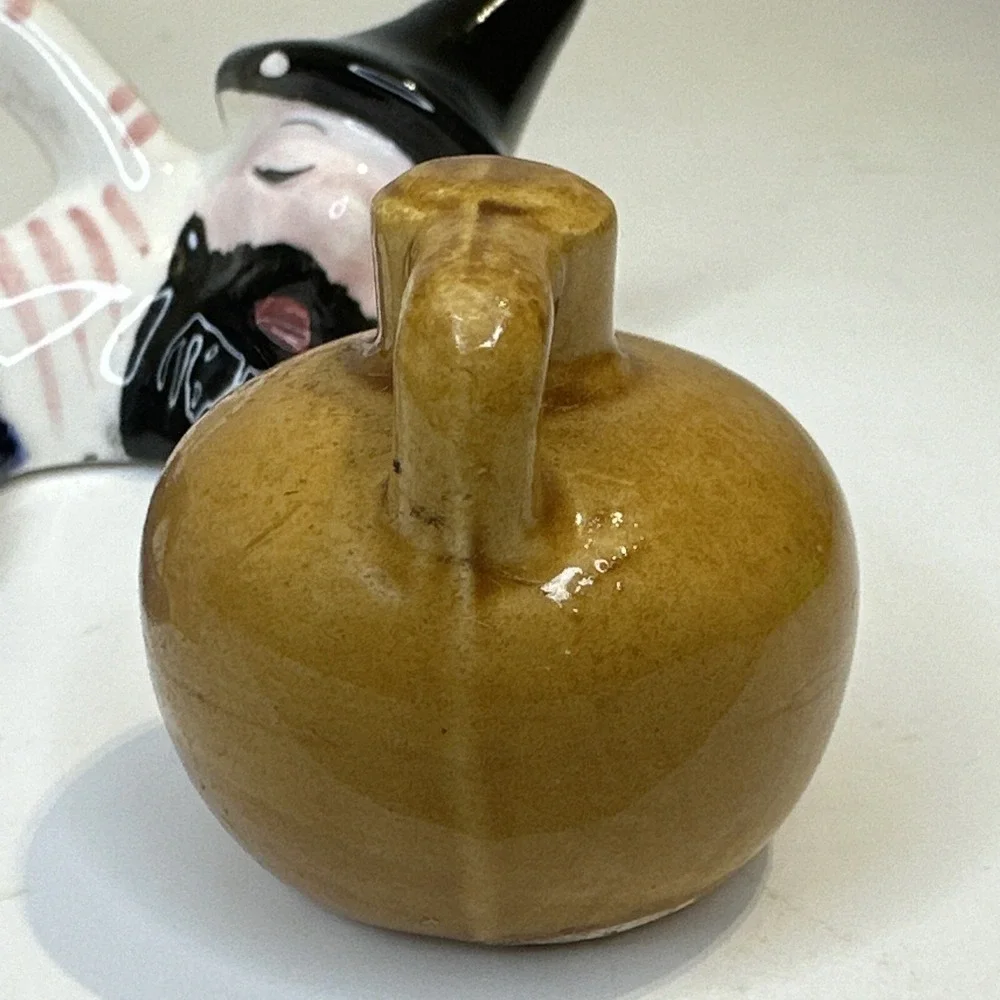 As Is Vintage Hillbilly Drunk Jug Moonshine Salt Pepper Shakers CHIPPED READ